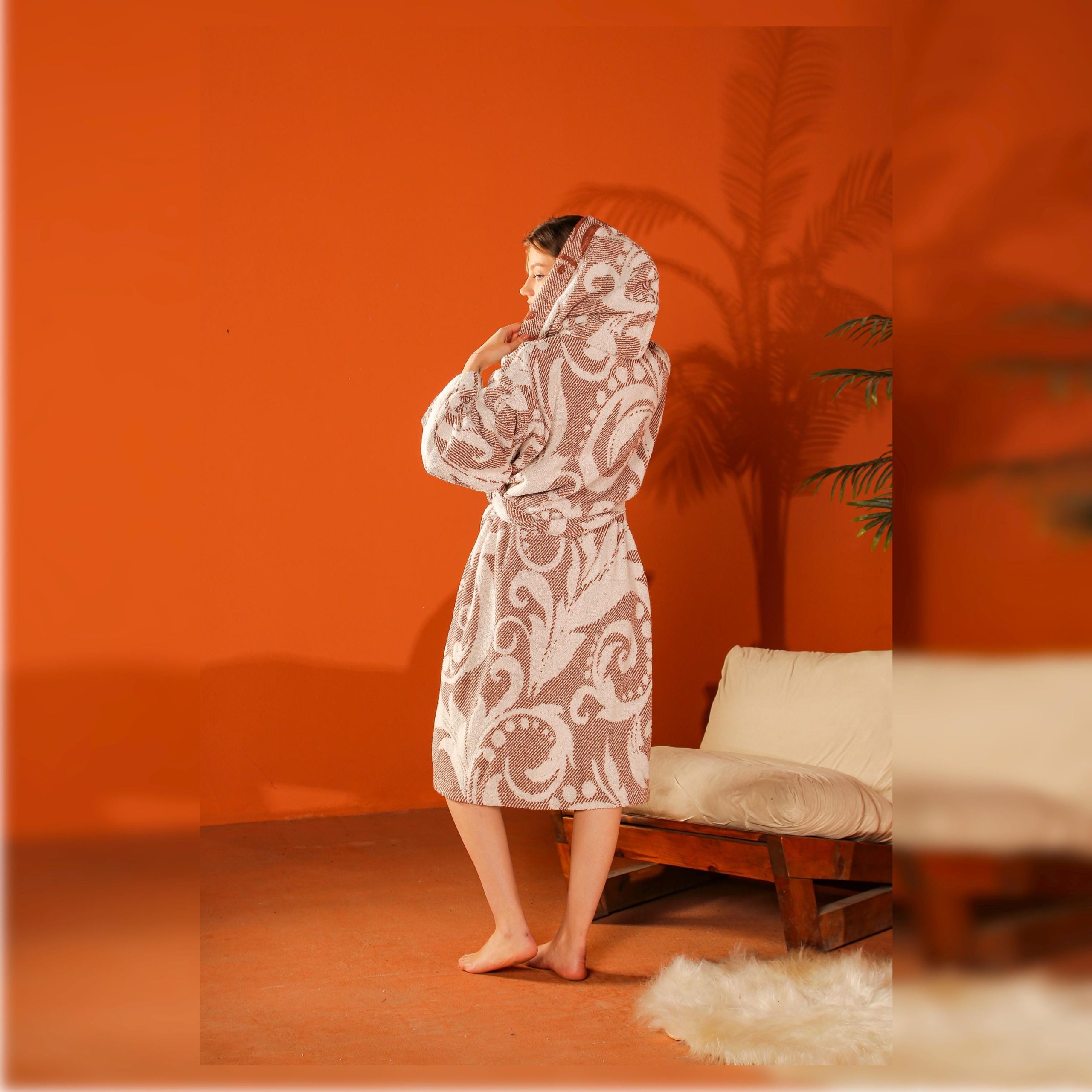 Hooded-bathrobe-with-retro-floral-pattern-1-scaled-1.jpg