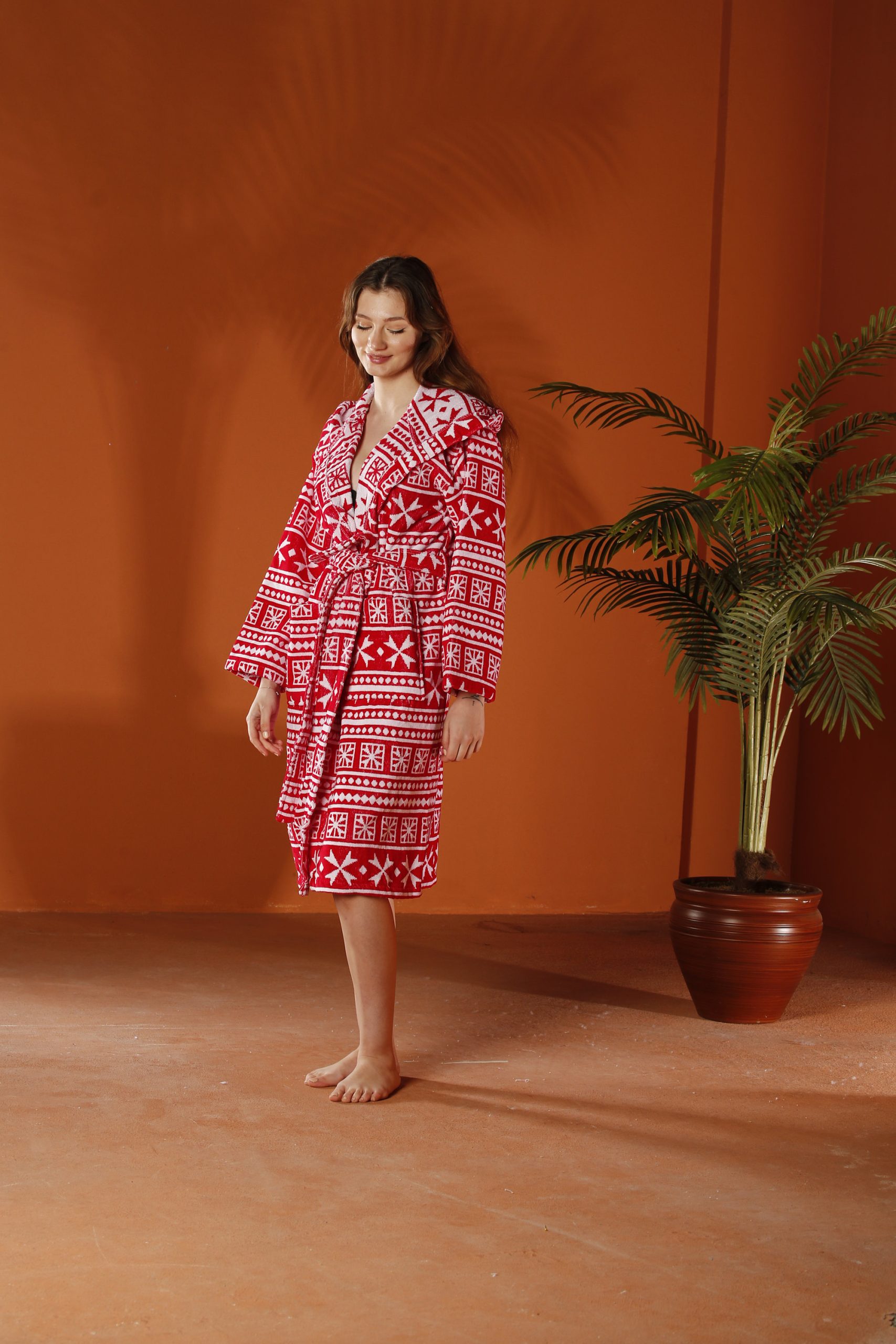 Red-hooded-bathrobe-with-ethnic-pattern-1-scaled-1.jpg