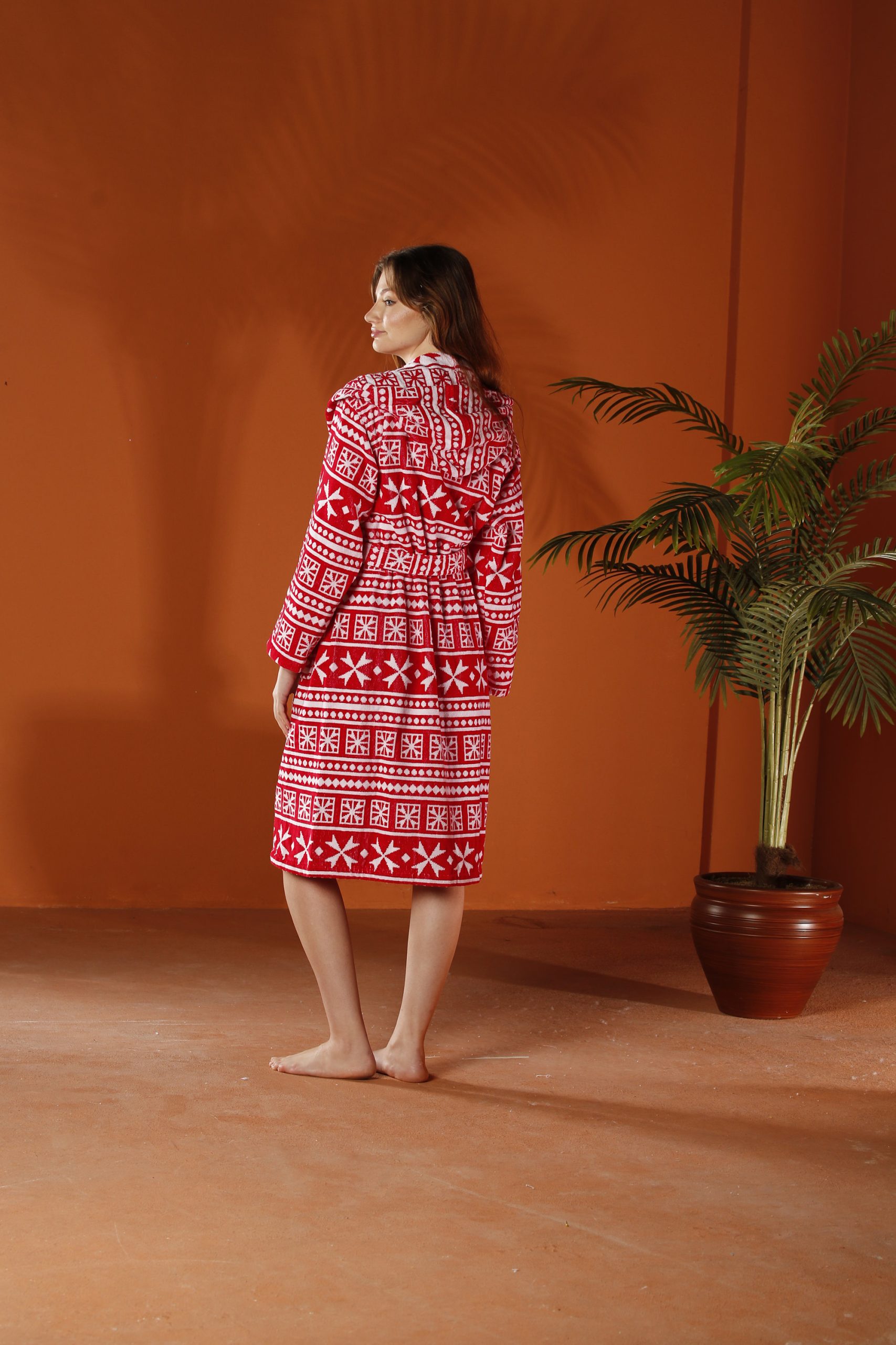 Red-hooded-bathrobe-with-ethnic-pattern-5-scaled-1.jpg